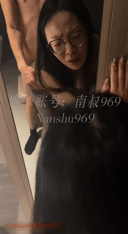 182801o8uwnp18nwggnz31.gif