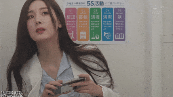 044946c2rmxhzgt2th5xgs.gif