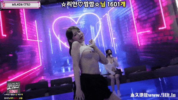025646oq8gzmoe8wegj0sq.gif